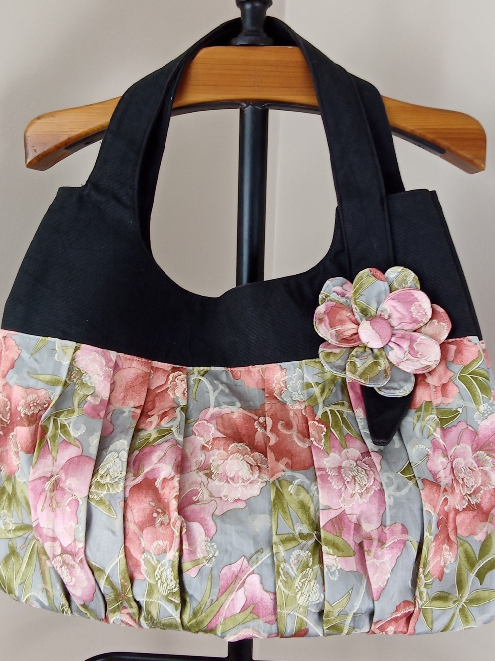 Black Floral Pleated Shoulder Bag with Pink Flower Accent